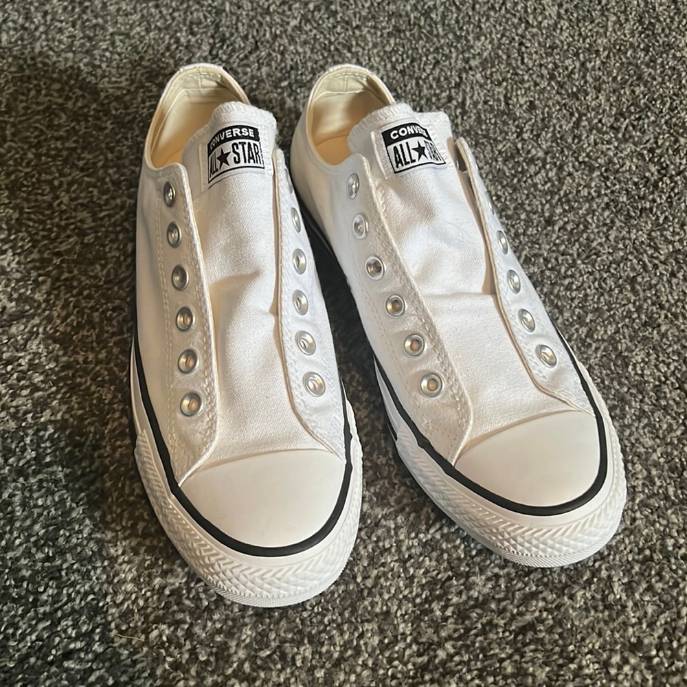 White converse. Brand new never been worn.